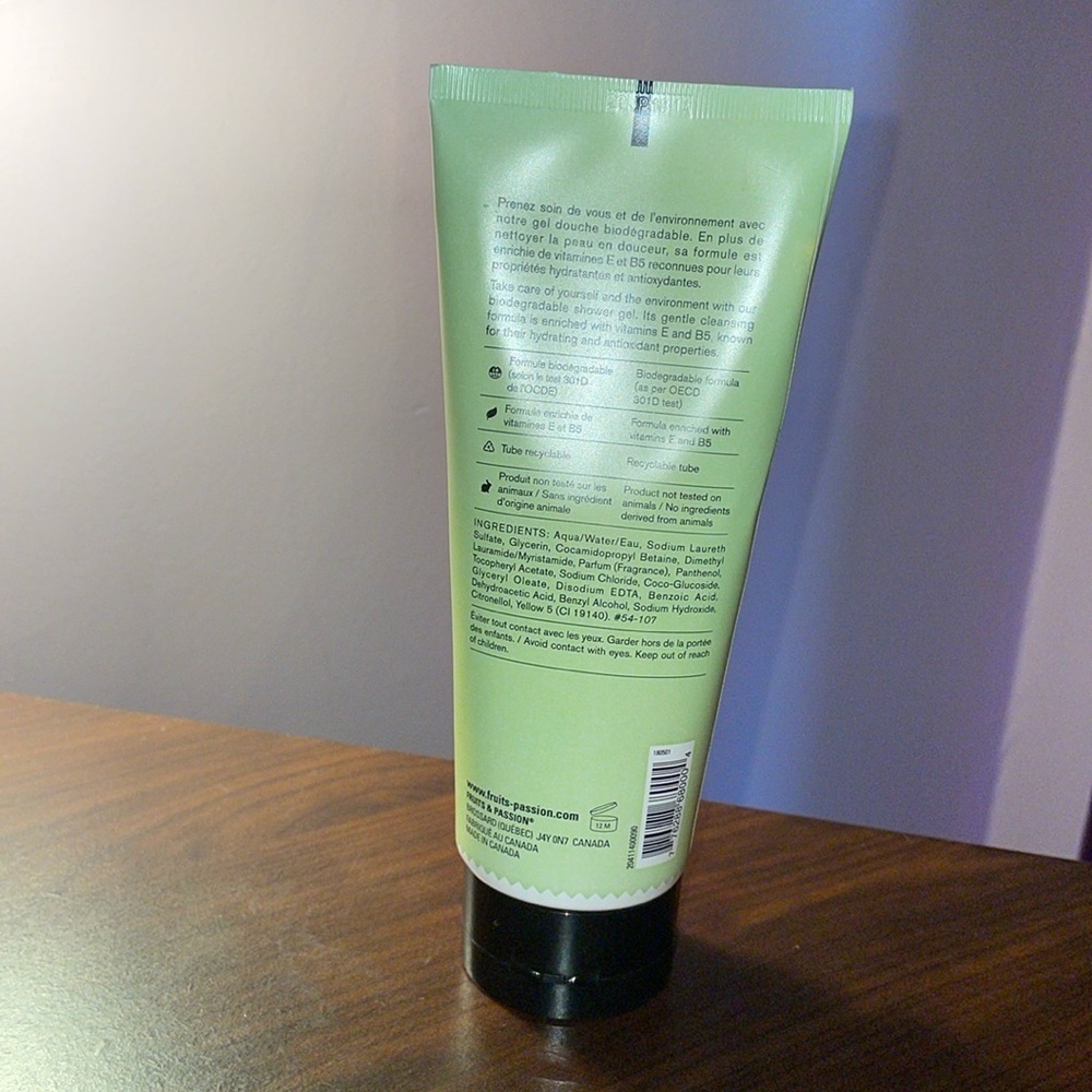 Alo Pear Peony Shower Gel - Picture 3 of 3
